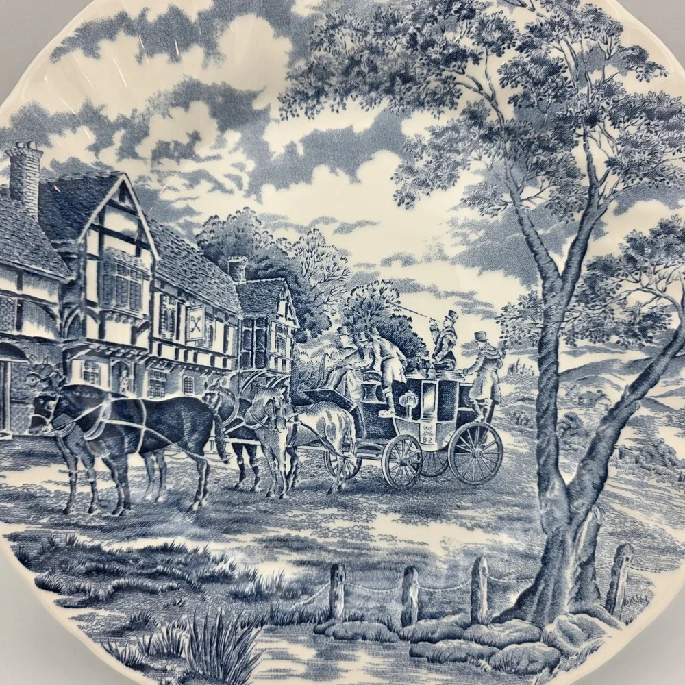 1 Dinner Plate Royal Wessex England Blue White Stage Coach Horses  10